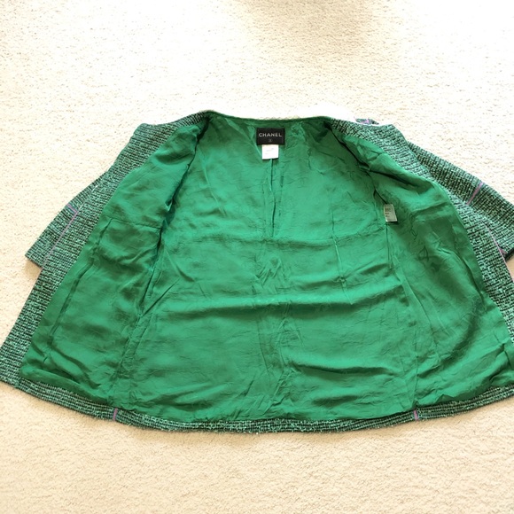 Authentic Chanel tweed coat - Picture 4 of 7
